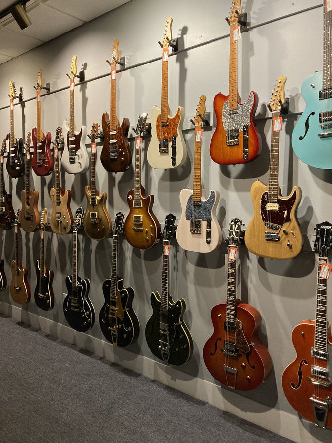 Guitars on Main showroom