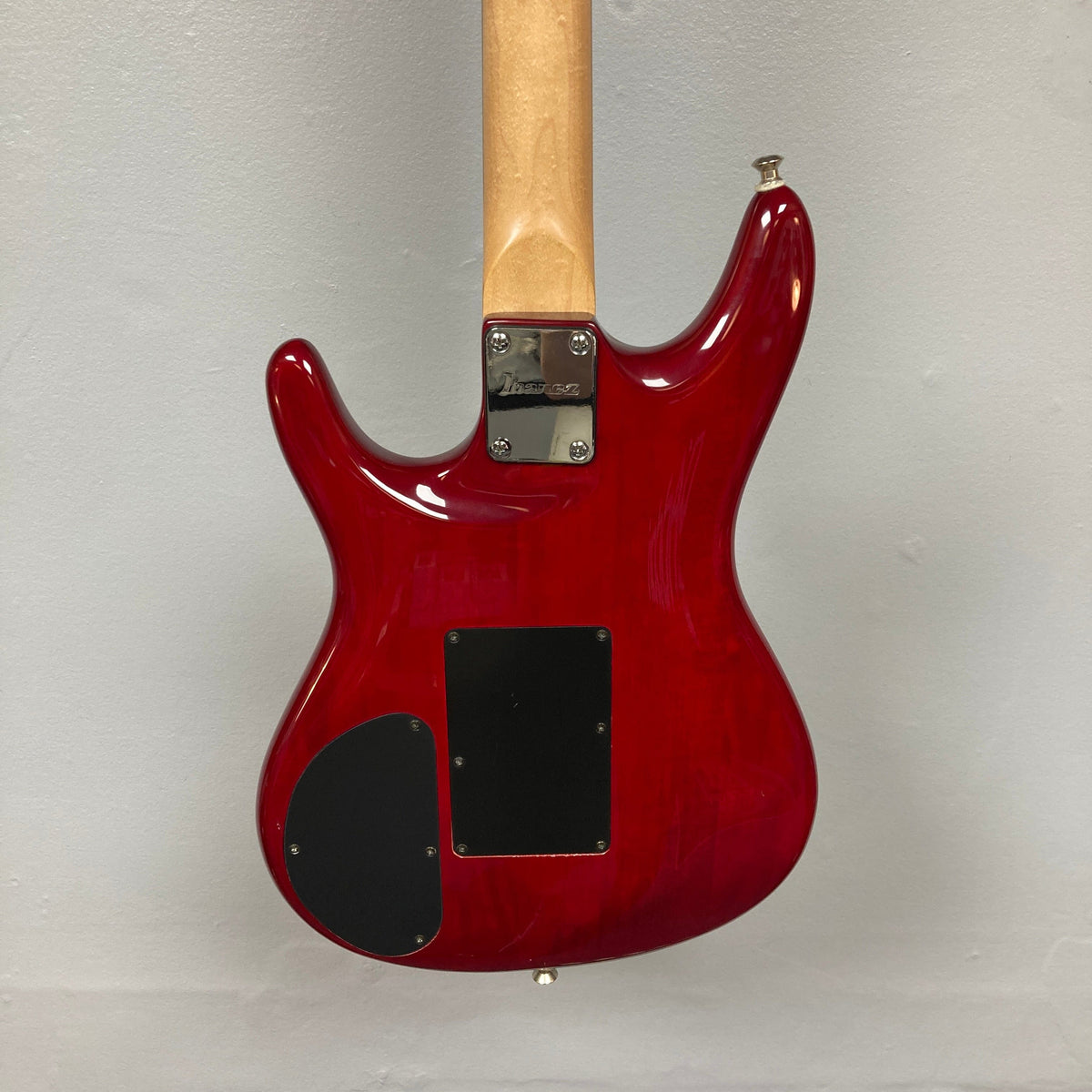 1999 Ibanez JS100 – Trans Red – Signed by Joe Satriani w/case