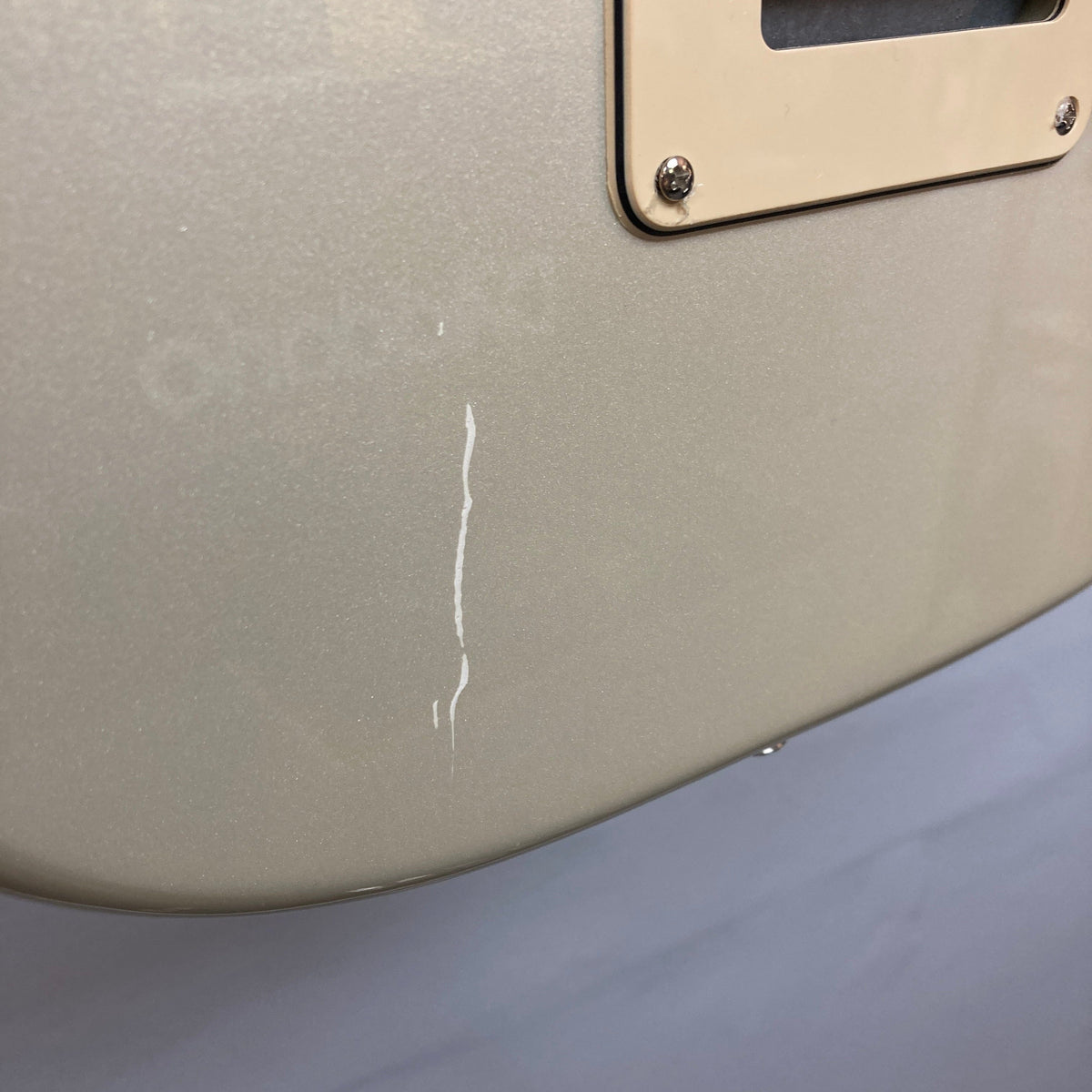 2006 Fender Stratocaster MIM Inca Silver – Signed by Rock Legends