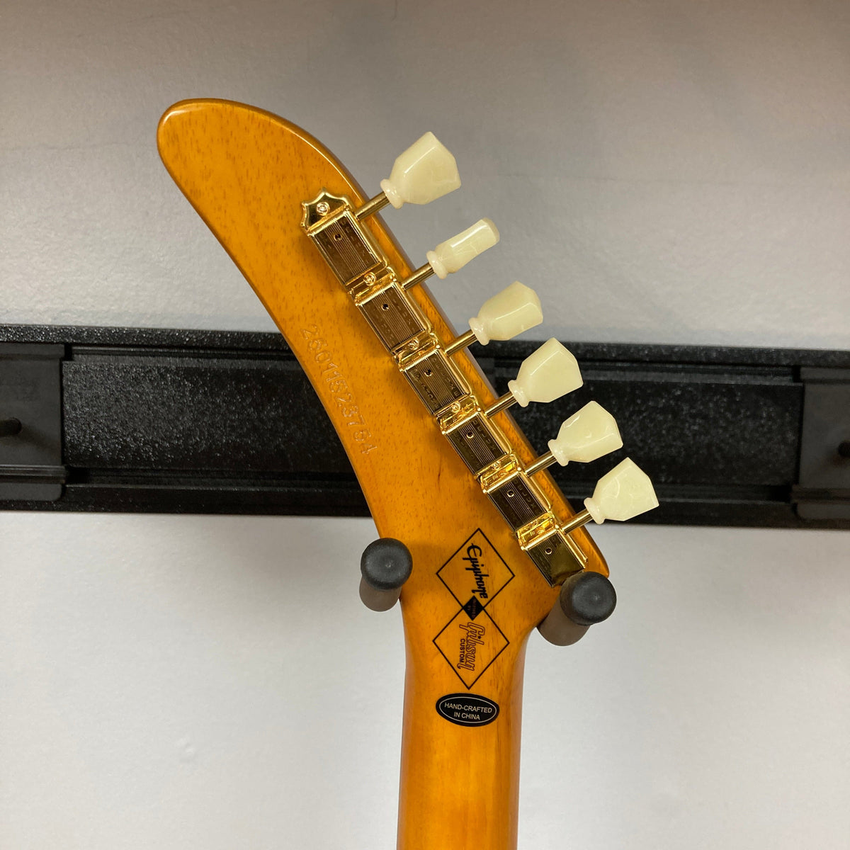 Epiphone 1958 Korina Explorer w/Case