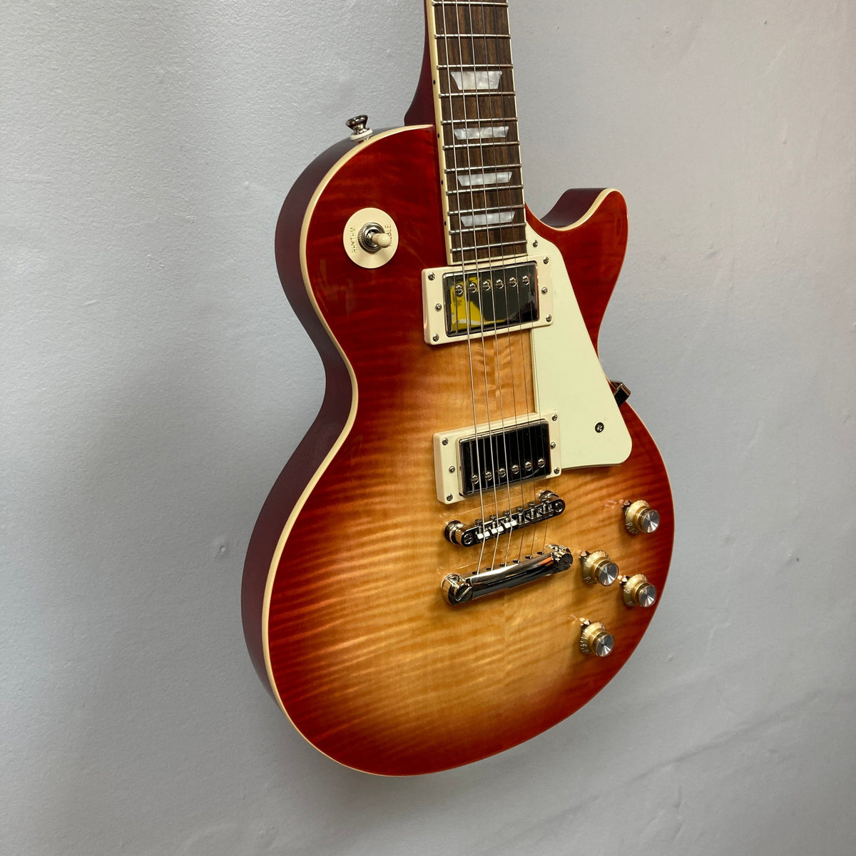 Epiphone Les Paul Standard 60s Heritage Cherry Sunburst w/Bag B&M Exclusive