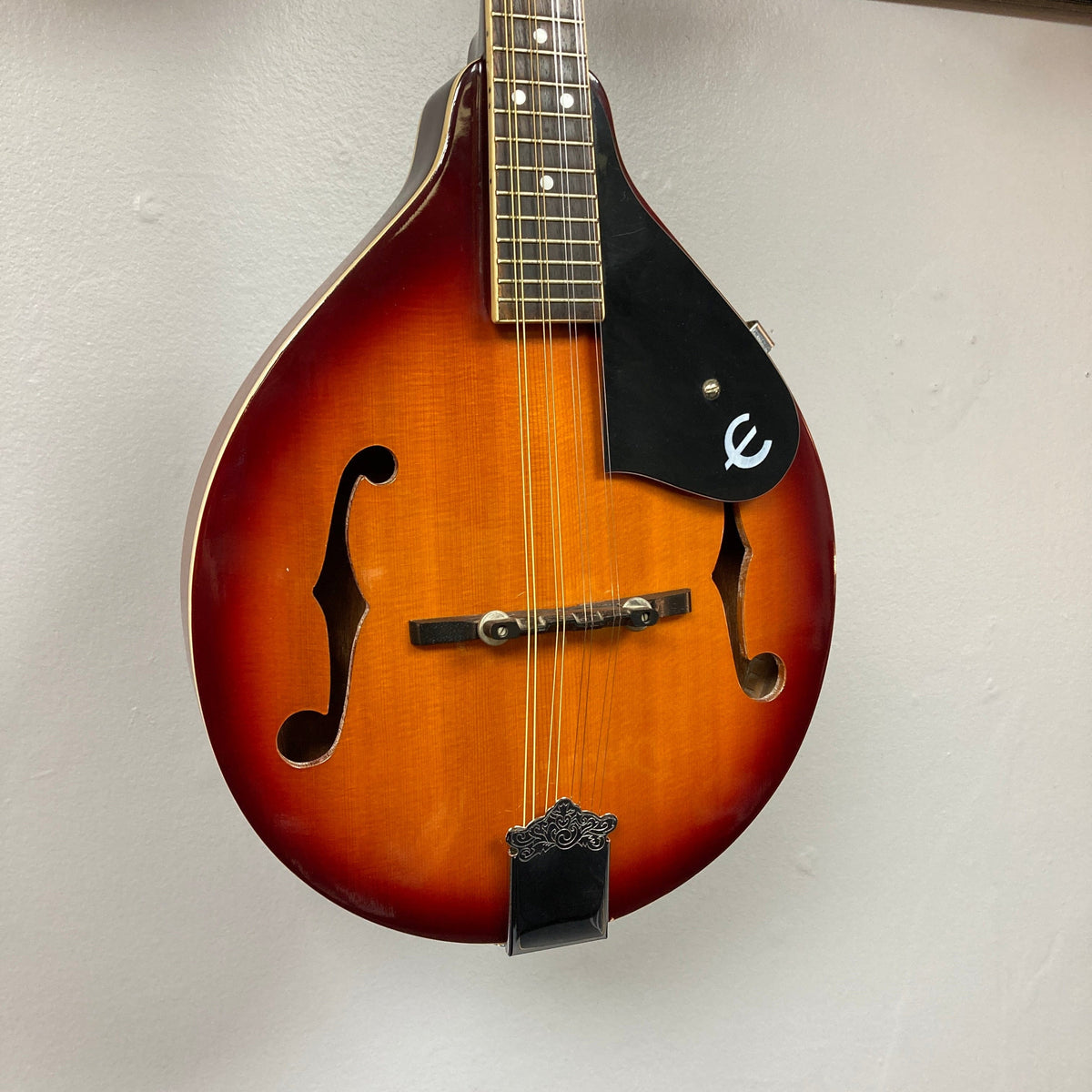 Epiphone Mandolin Sunburst Consign Used