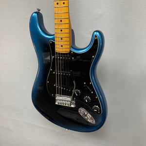 Fender American Professional II Stratocaster Dark Night w/Case Consign