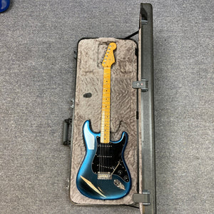 Fender American Professional II Stratocaster Dark Night w/Case Consign