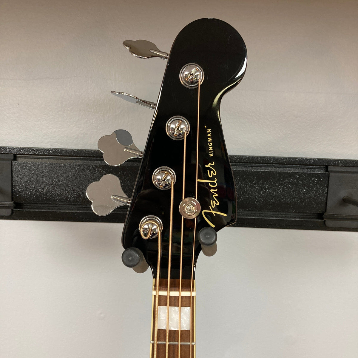 Fender Kingman Acoustic Electric Bass Black w/Hard Case Used