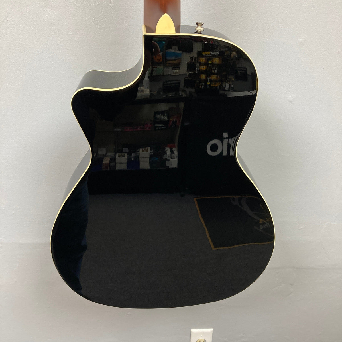Fender Kingman Acoustic Electric Bass Black w/Hard Case Used