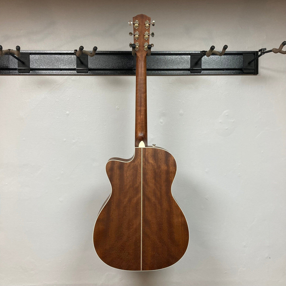 Fender Paramount PM-3 Mahogany Triple 0