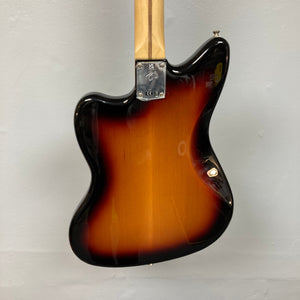 Close-up of the Fender Player Jazzmaster 3-Tone Sunburst Refurb w/Gigbag, highlighting its strings, pickups, and logo.