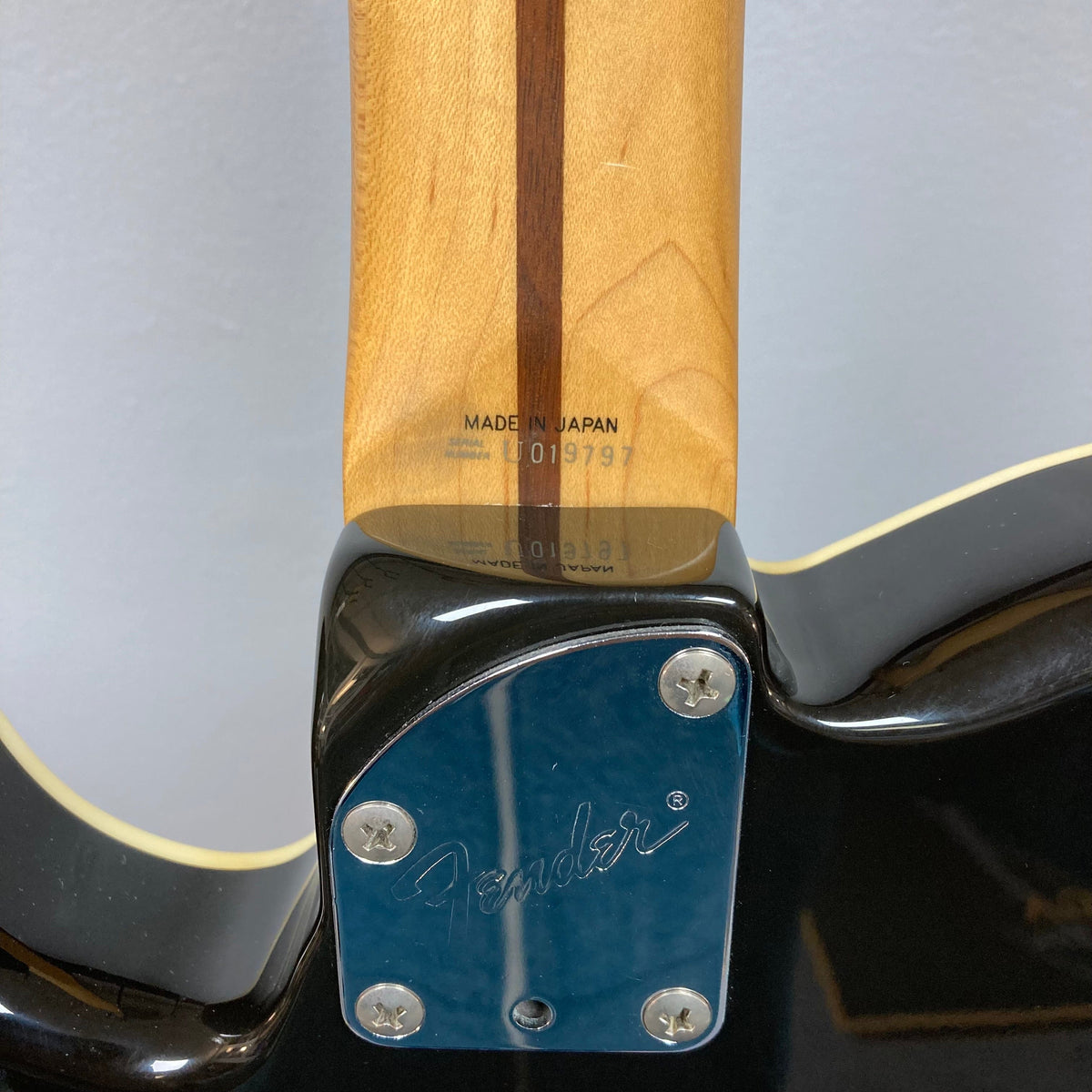 Fender Telecaster TLAC MIJ Acoustic/Electric Hybrid 1993-1997, close-up of neck and body showcasing versatile design and high-quality construction.