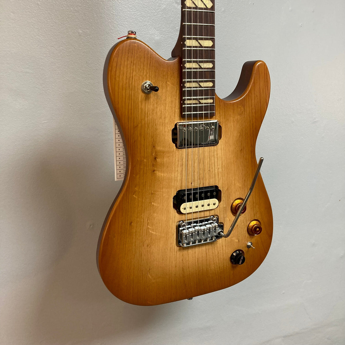 Godin Radium-X Rustic Burst with Bag Guitars on Main