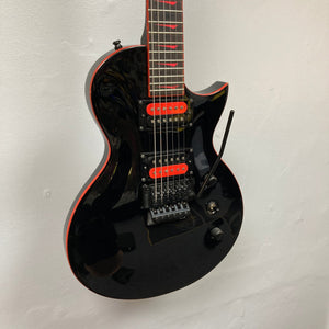 Kramer Assault 220 FR Black w/Case Used Consign