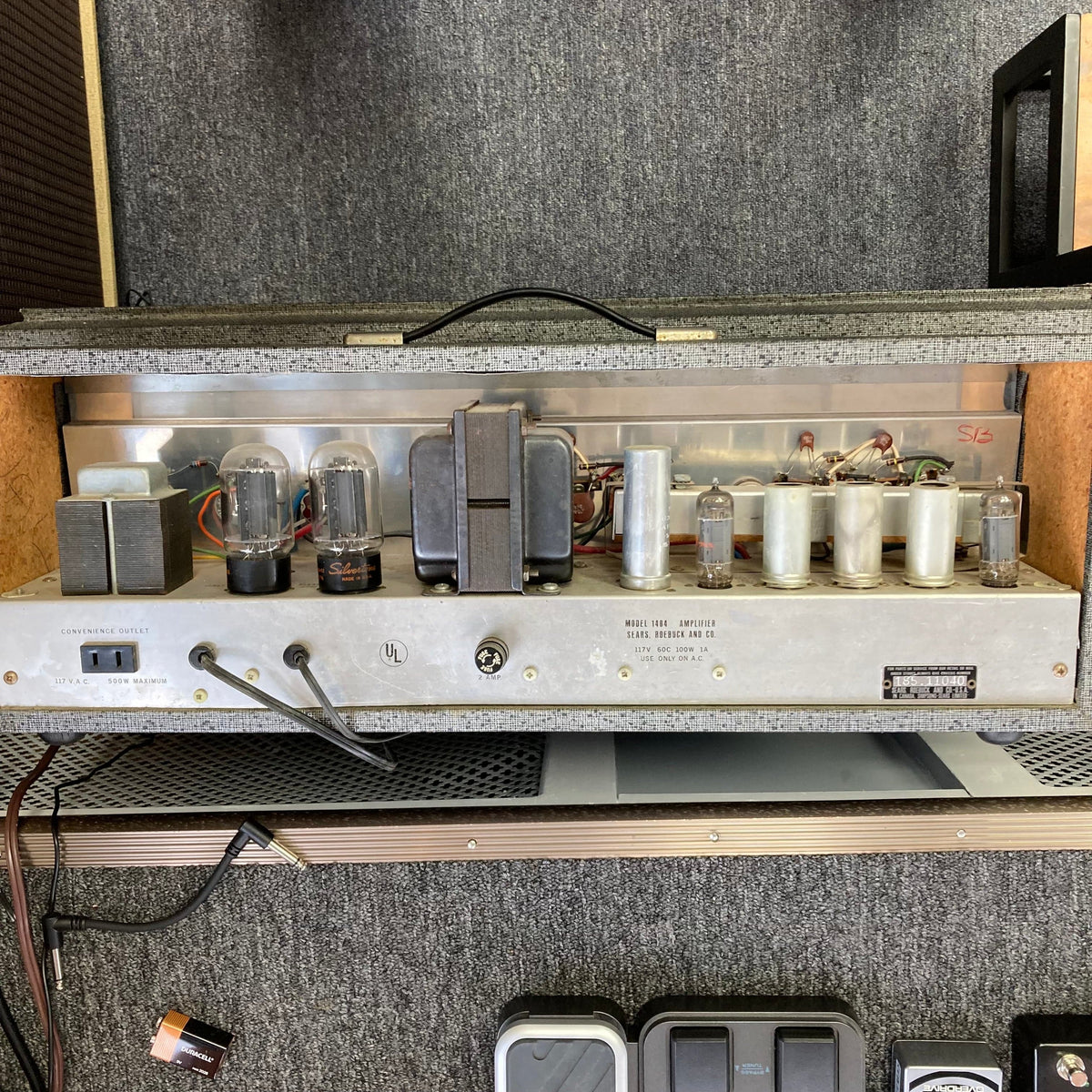 Silvertone Model 1484 Twin Twelve 60-Watt 2x12 Guitar Amp with multiple tubes and wires, featuring vintage design and robust performance.