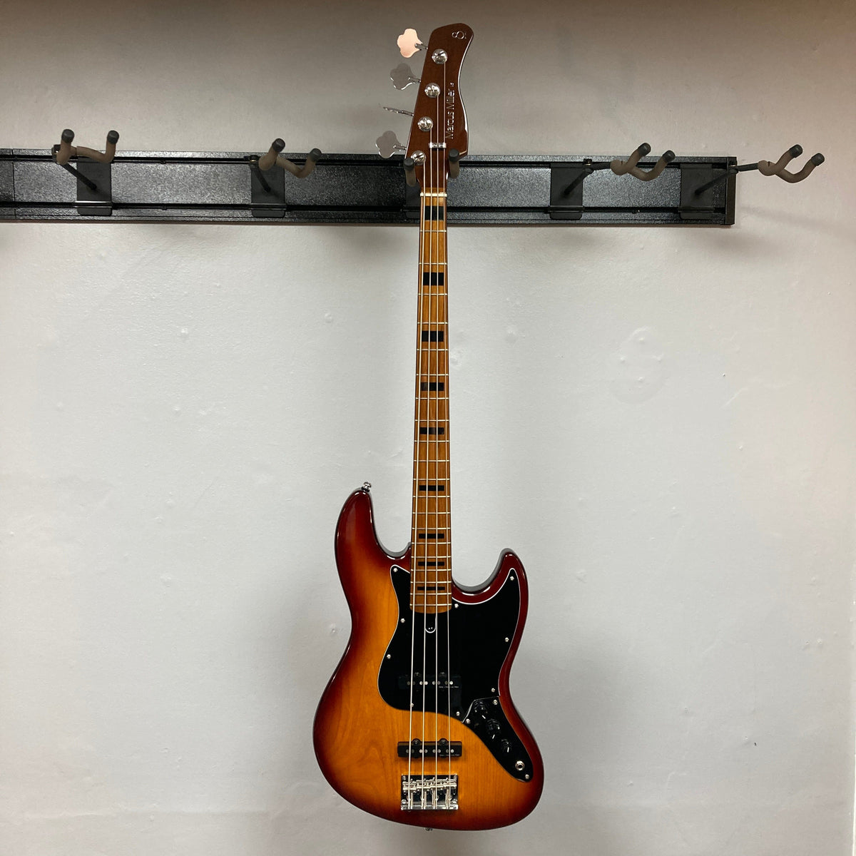 Sire Marcus Miller V5 Sunburst 4-String Used