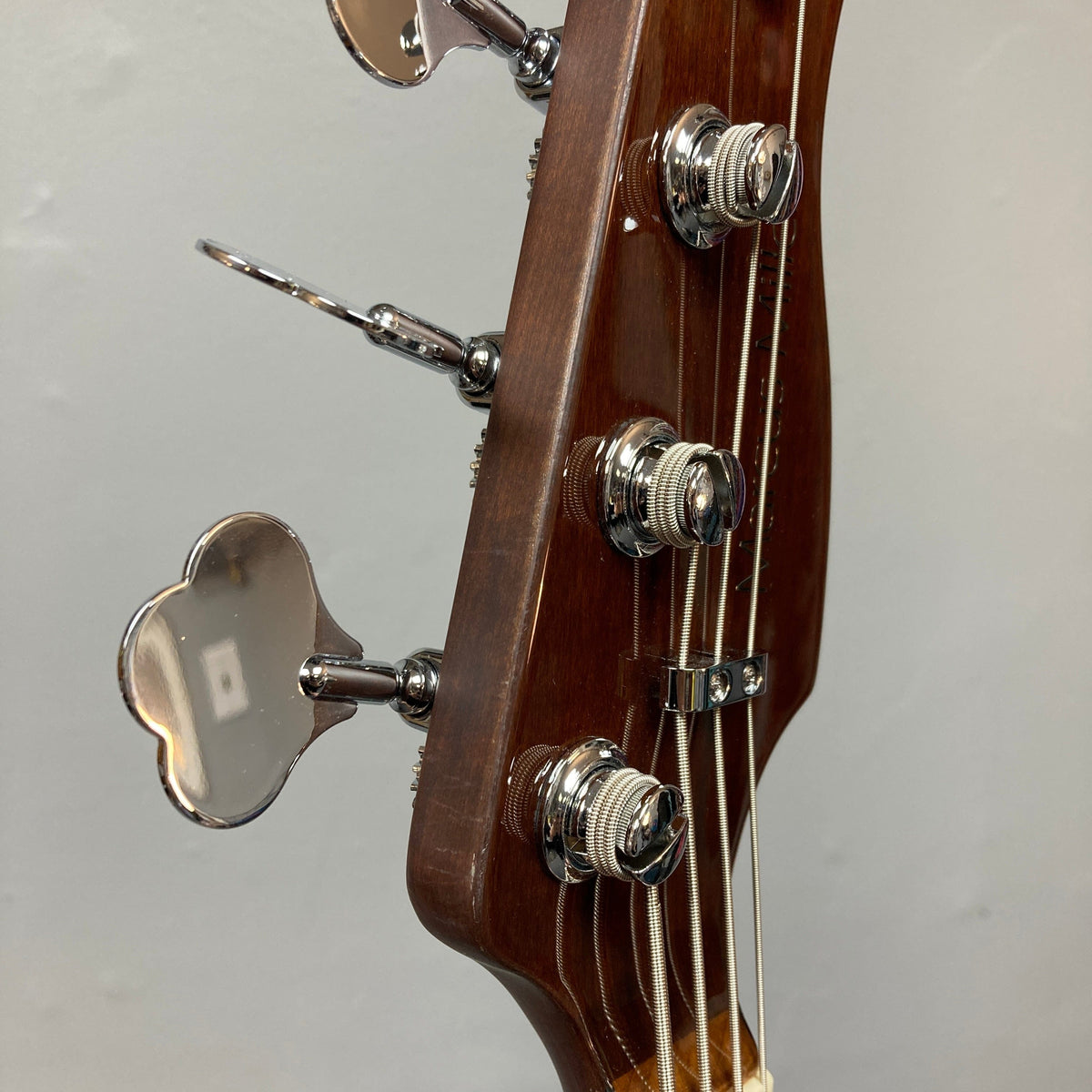 Sire Marcus Miller V5 Sunburst 4-String Used