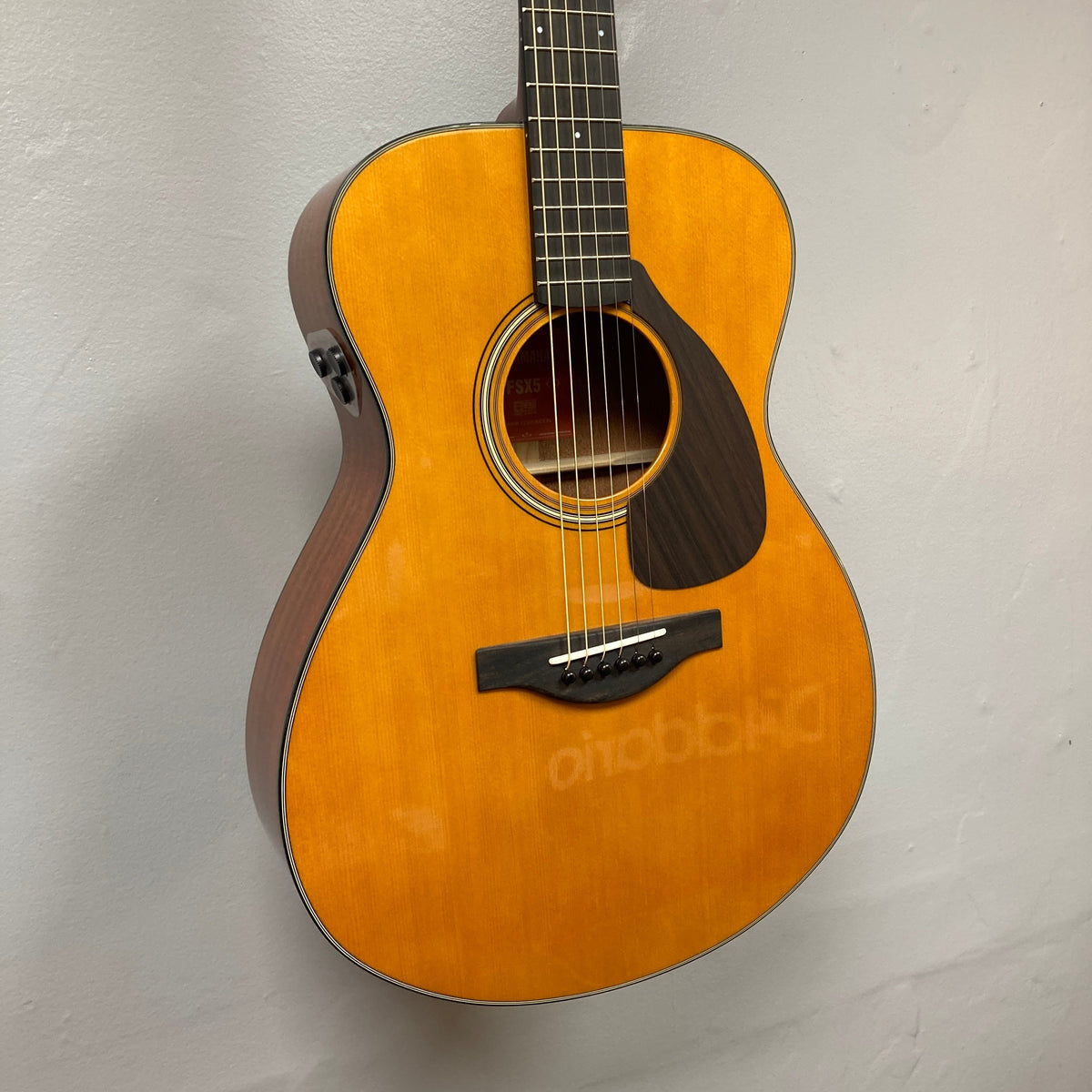 Yamaha FSX5 Red Label Natural Made In Japan w/Case