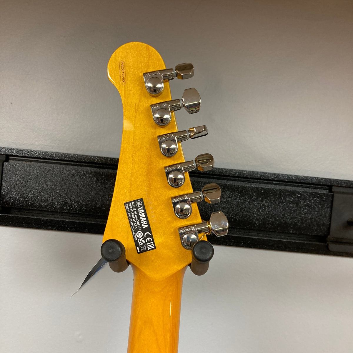 Yamaha Pacifica 612VIIX Electric Guitar - Teal Green Metallic