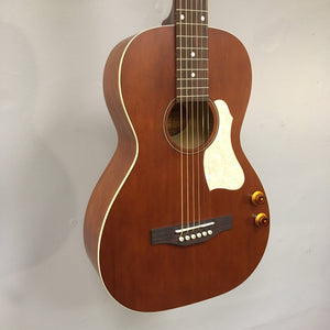 Art & Lutherie Roadhouse Q-Discrete Havana Brown Guitars...