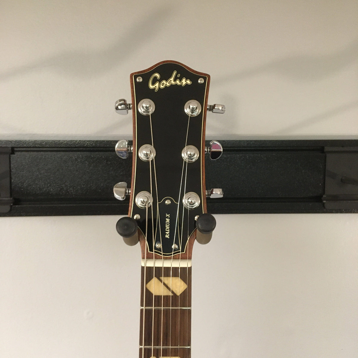 Godin Radium-X Natural with Bag Guitars on Main