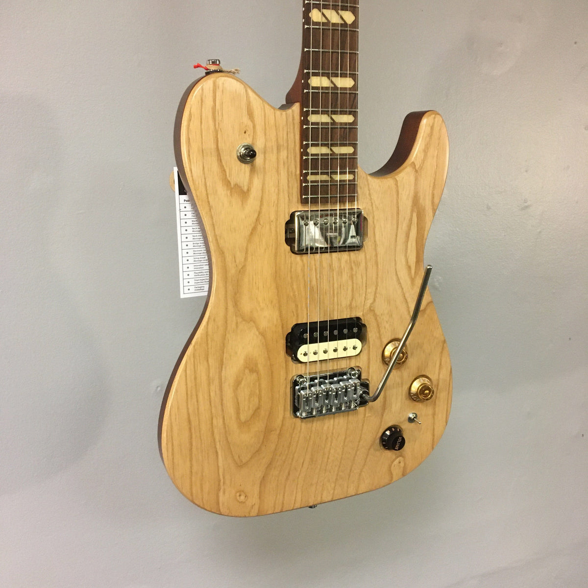 Godin Radium-X Natural with Bag Guitars on Main