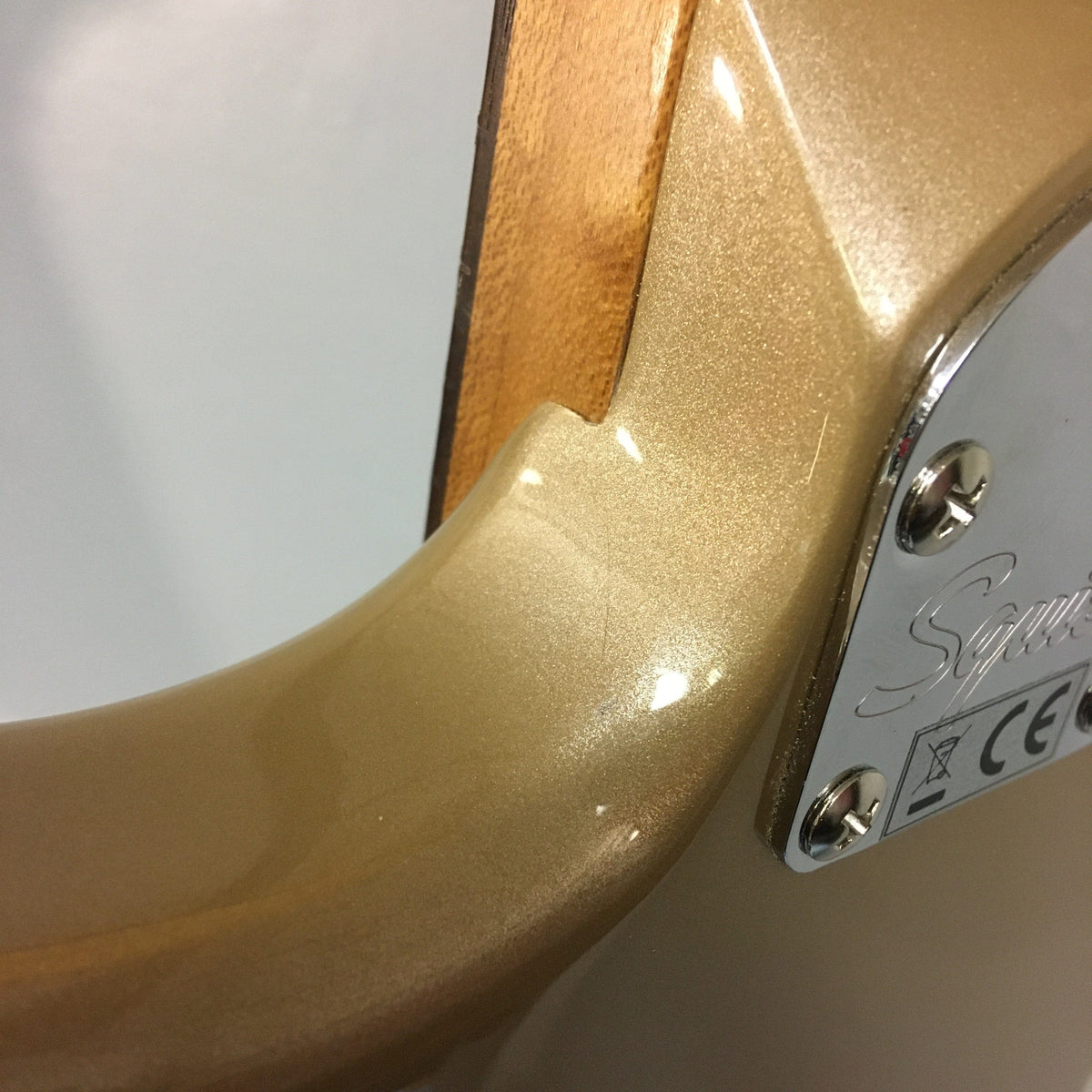 Squier Contemporary Jaguar HH ST - Shoreline Gold Guitars...