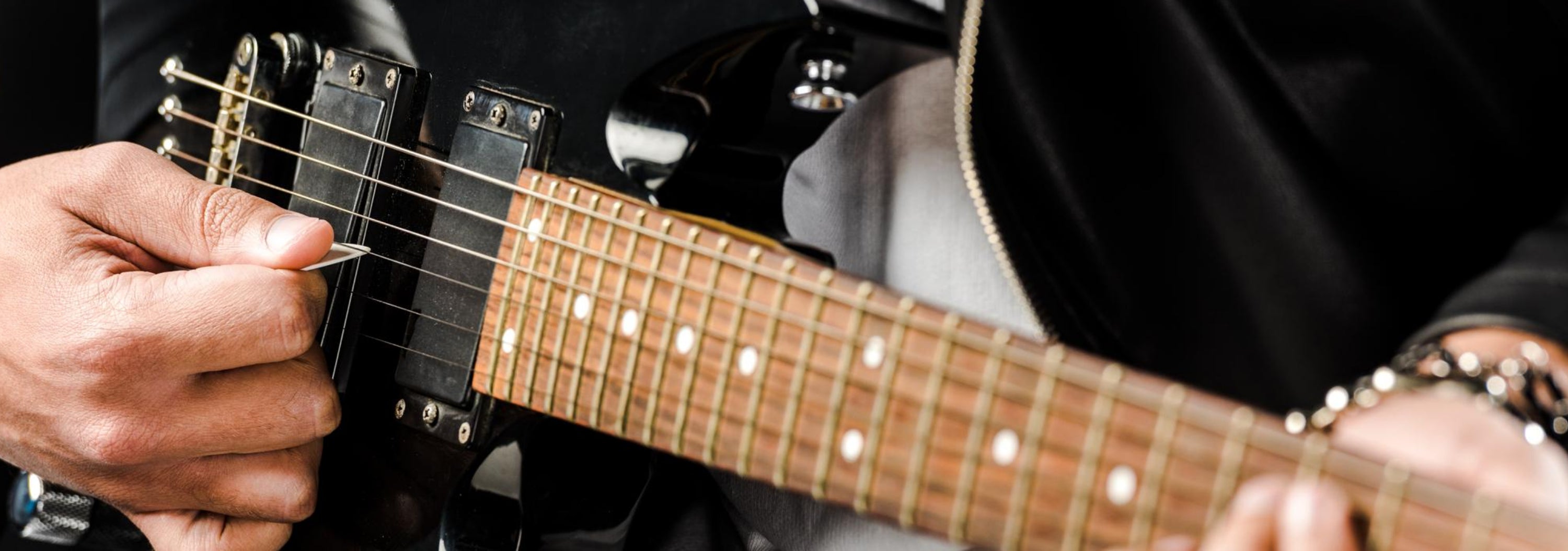 Buying Guitars Online Beginners Guide Guitars on Main