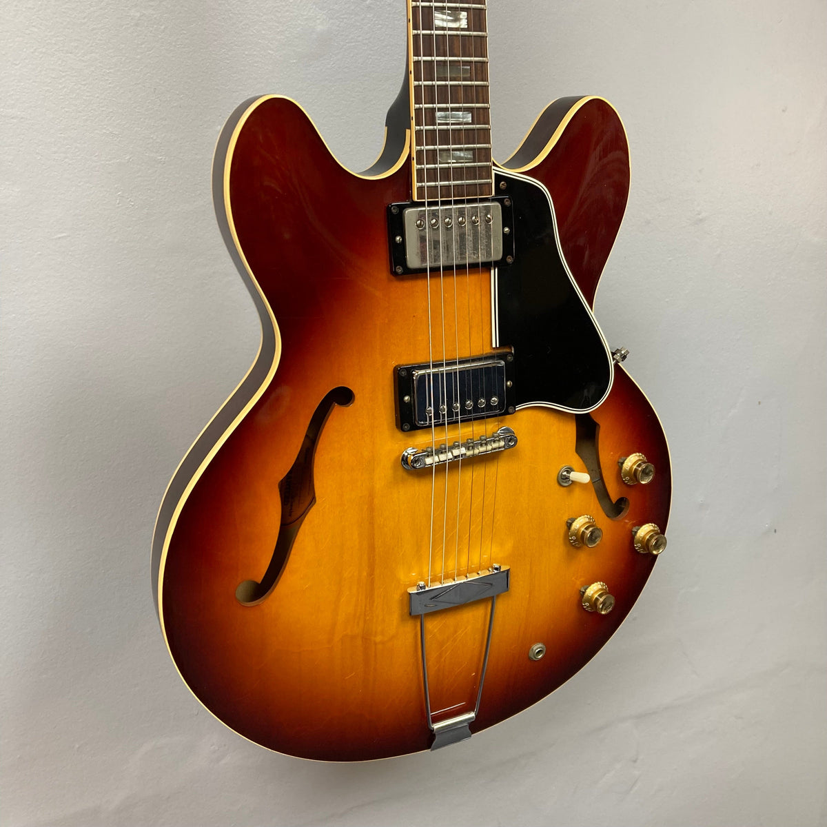 1967 Gibson ES-335 Sunburst w/Case