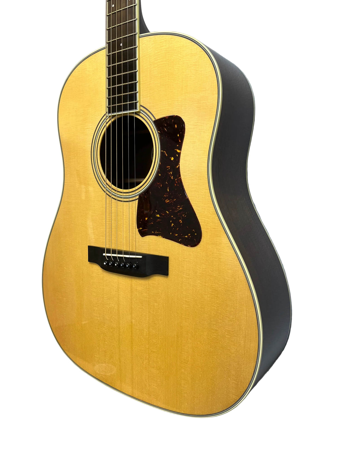 The 2005 Collings CJ BaA, crafted with a premium Adirondack spruce top and Brazilian rosewood back and sides, features a natural wood finish and tortoiseshell pickguard, shown here from an angled front view.