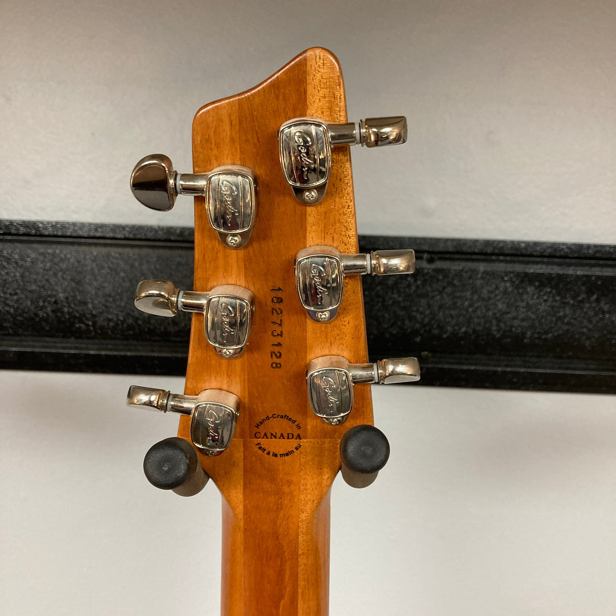 2018 Godin A6 Koa Extreme w/Gigbag Upgraded w/Seymour Duncan P-Rail Used