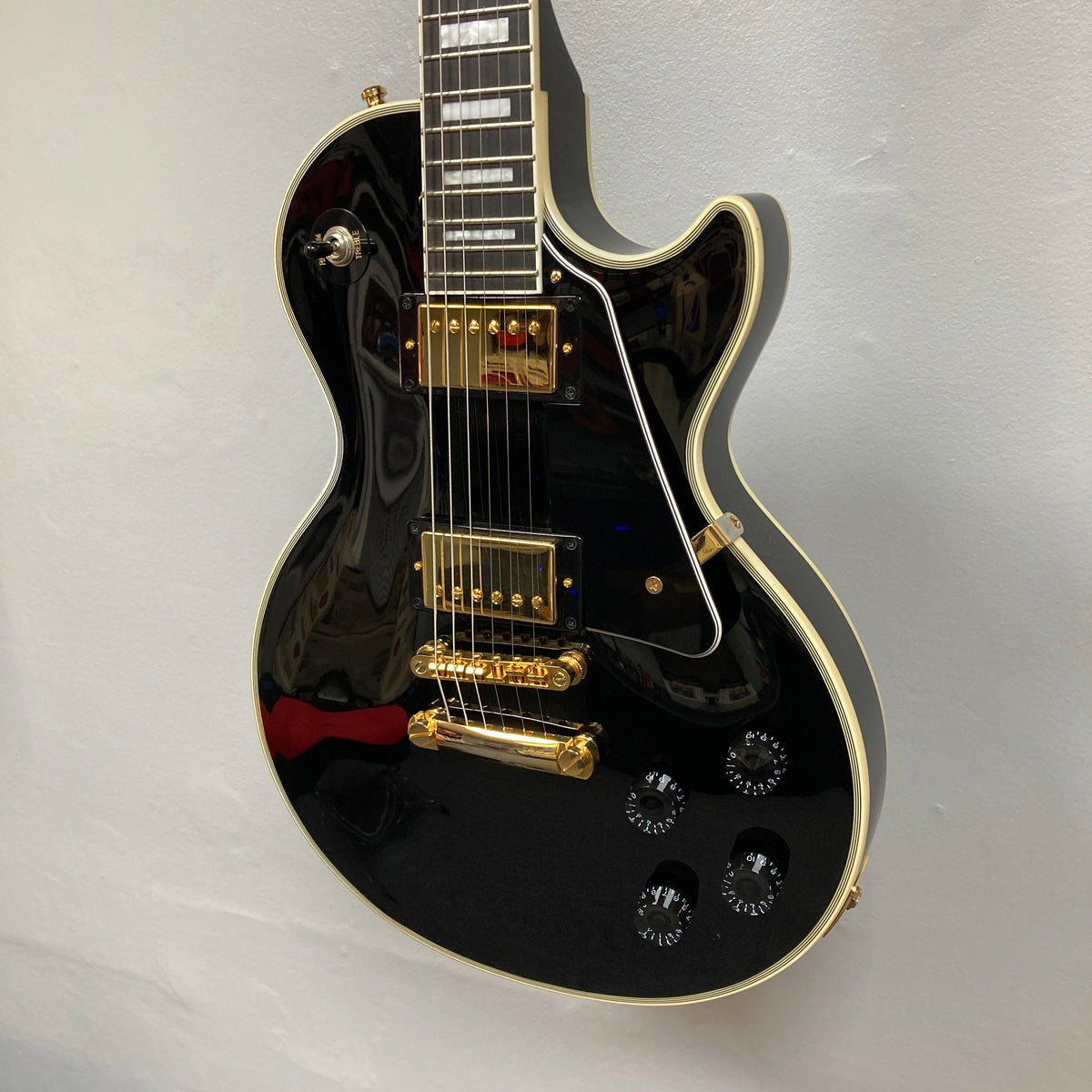 2022 Epiphone Les Paul Custom Ebony w/Gibson Pickups, Gator Case, and more!