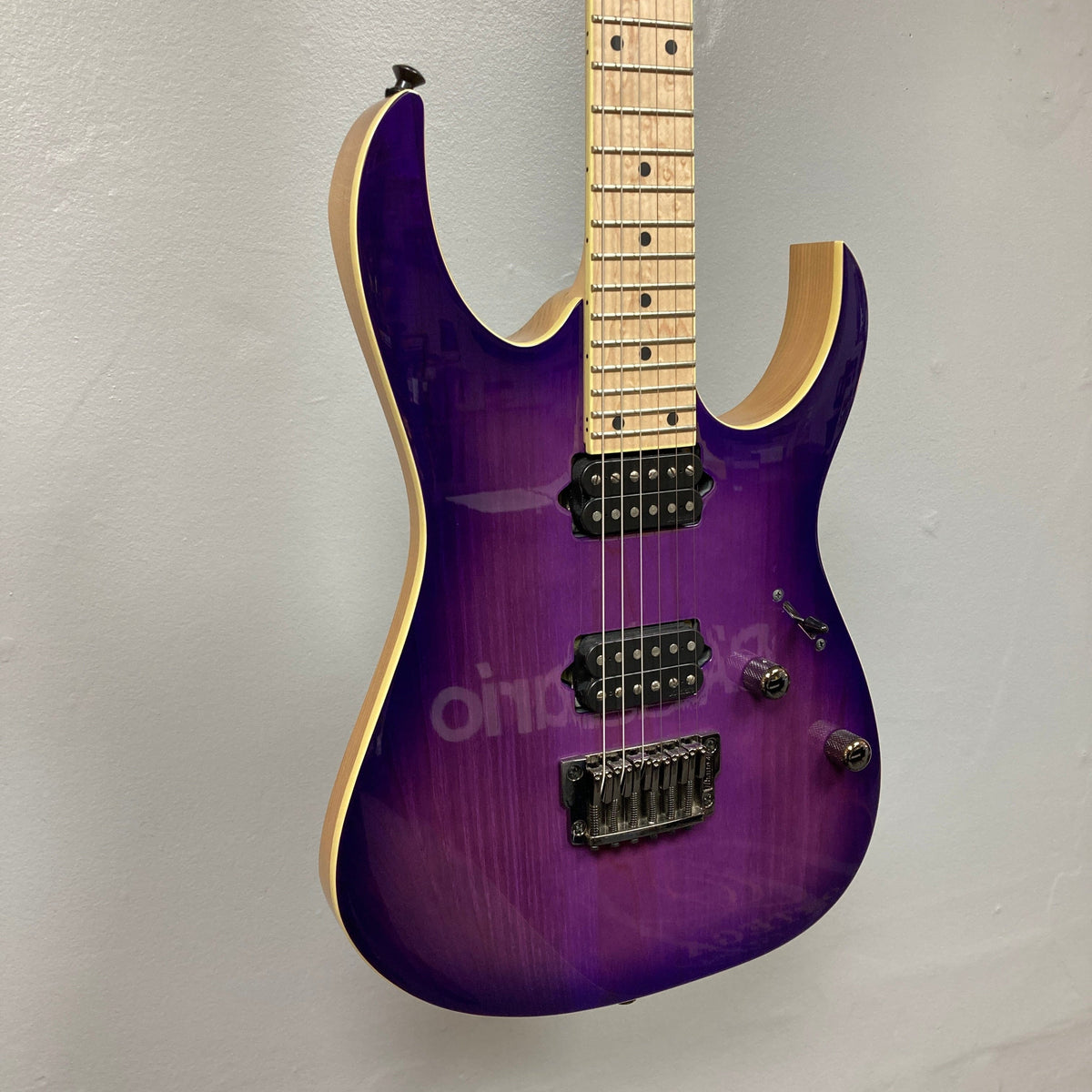 2022 Ibanez RG652AHMFXRPB RG Prestige Royal Plum Burst w/Gator gigbag