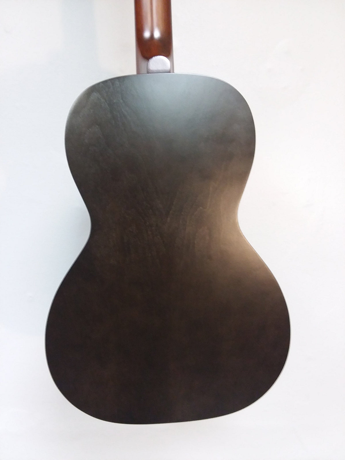 Art & Lutherie Roadhouse Faded Black A/E Parlor