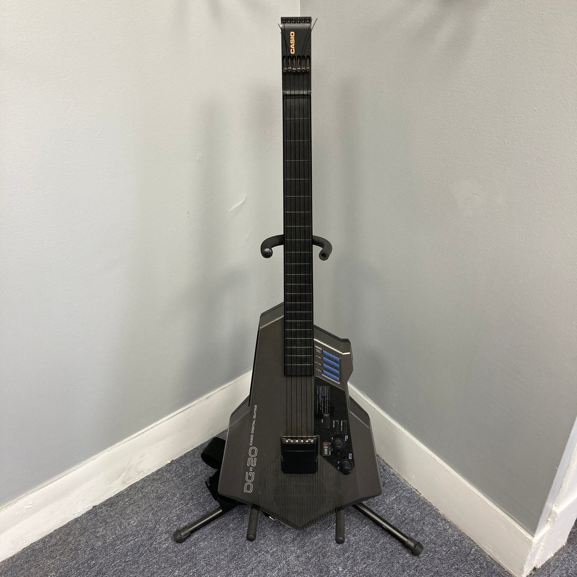 Casio DG-20 Digital Electric Guitar Synthesizer Cosign Used