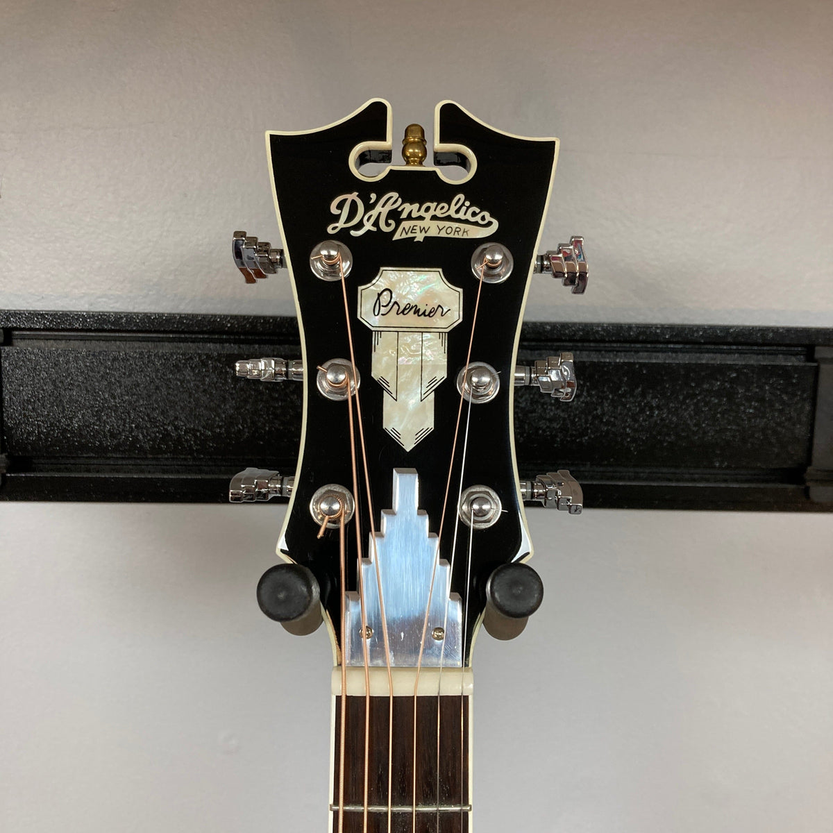 D&#39;Angelico Premier Bowery Acoustic Guitar (Consign)