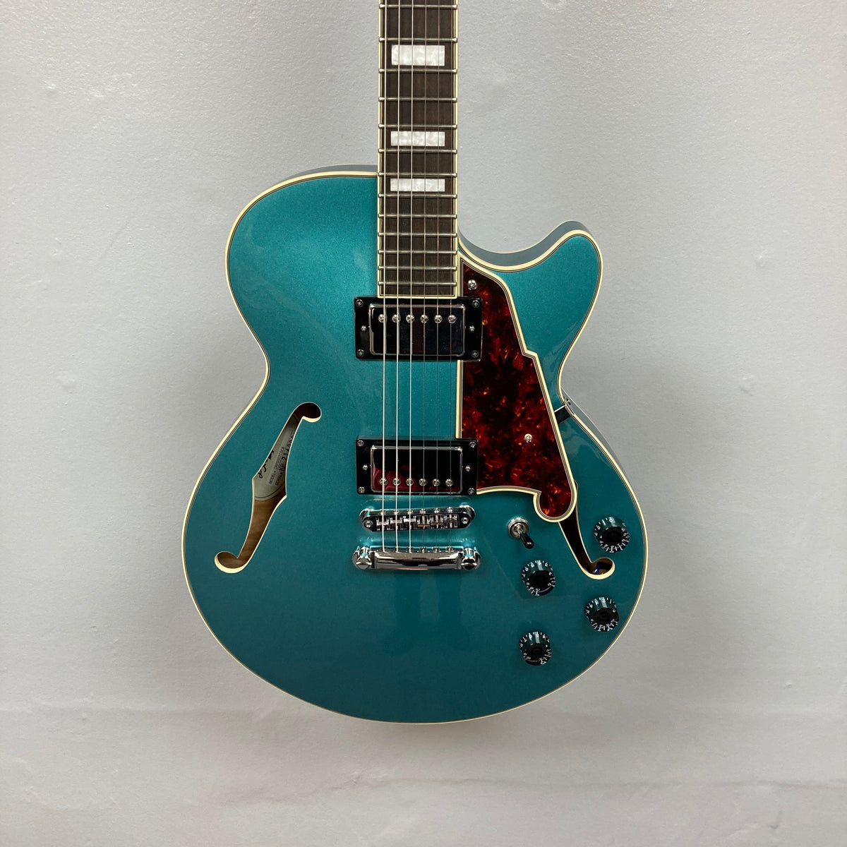 D&#39;Angelico Premier SS Semi-Hollow Guitar (consign)