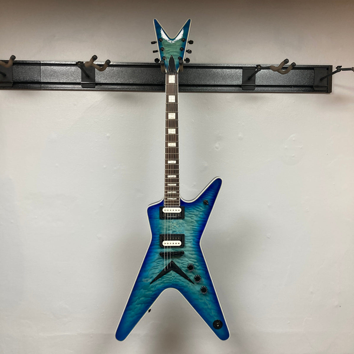 Dean ML Select Quilt Top Ocean Burst