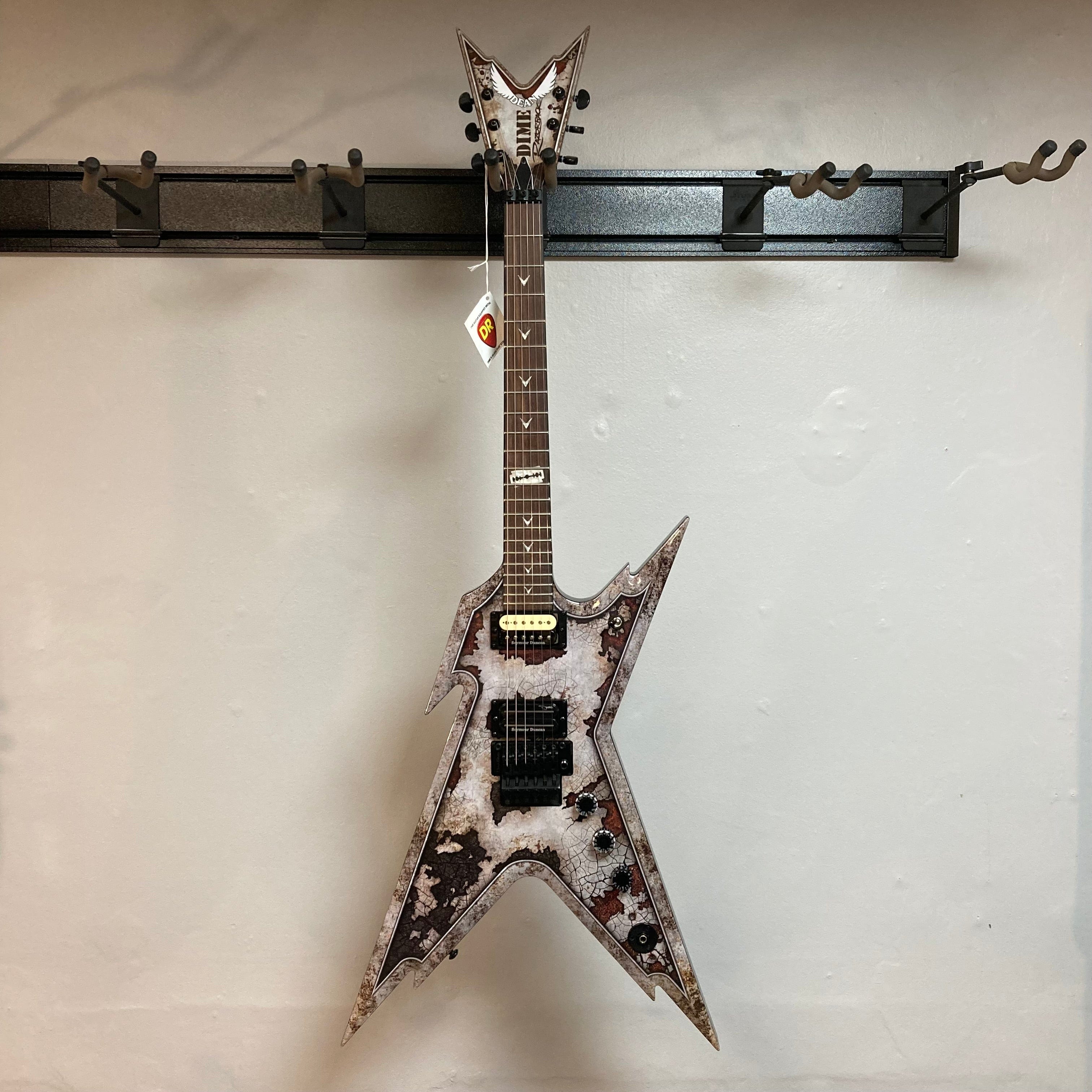 Dean Razorback Rust w/Case