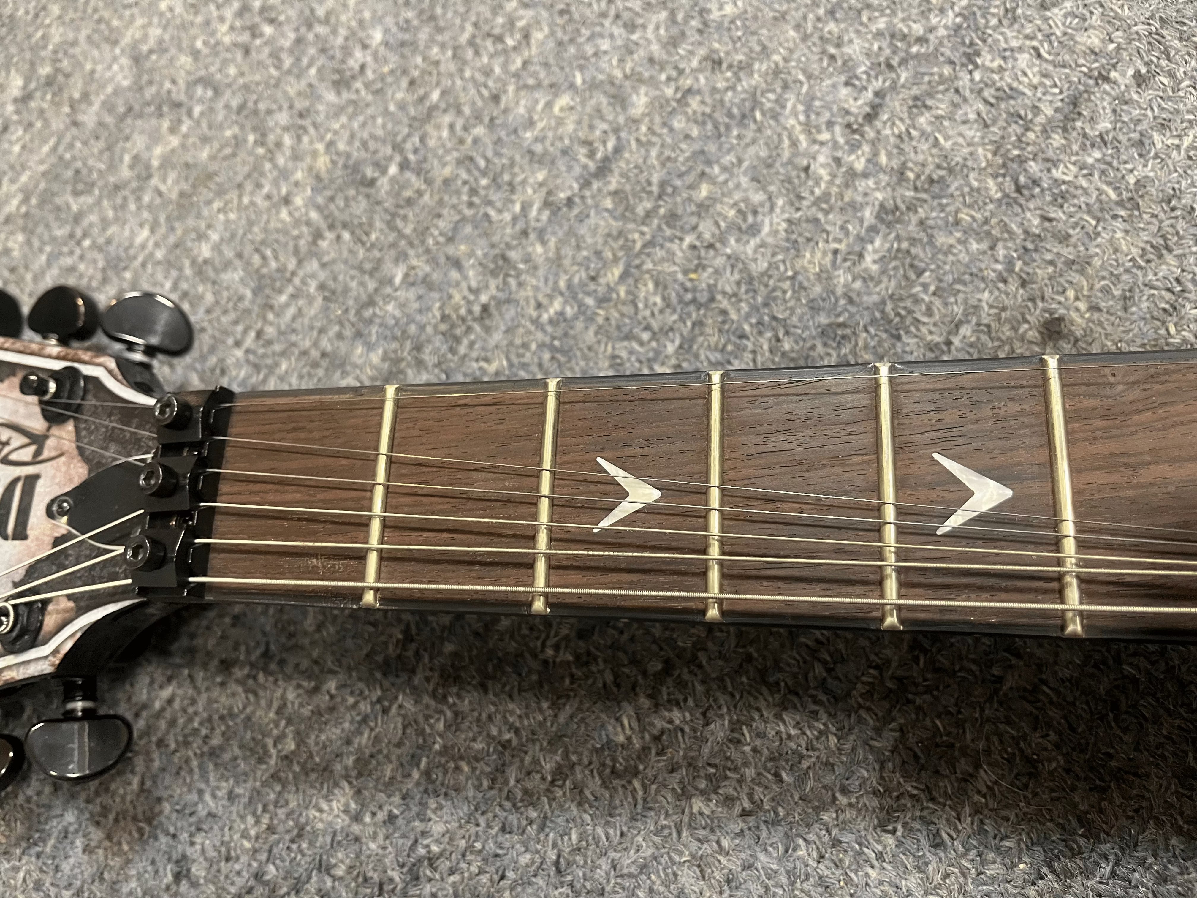 Dean Dime Razorback Rust Electric Guitar: Play with Precision