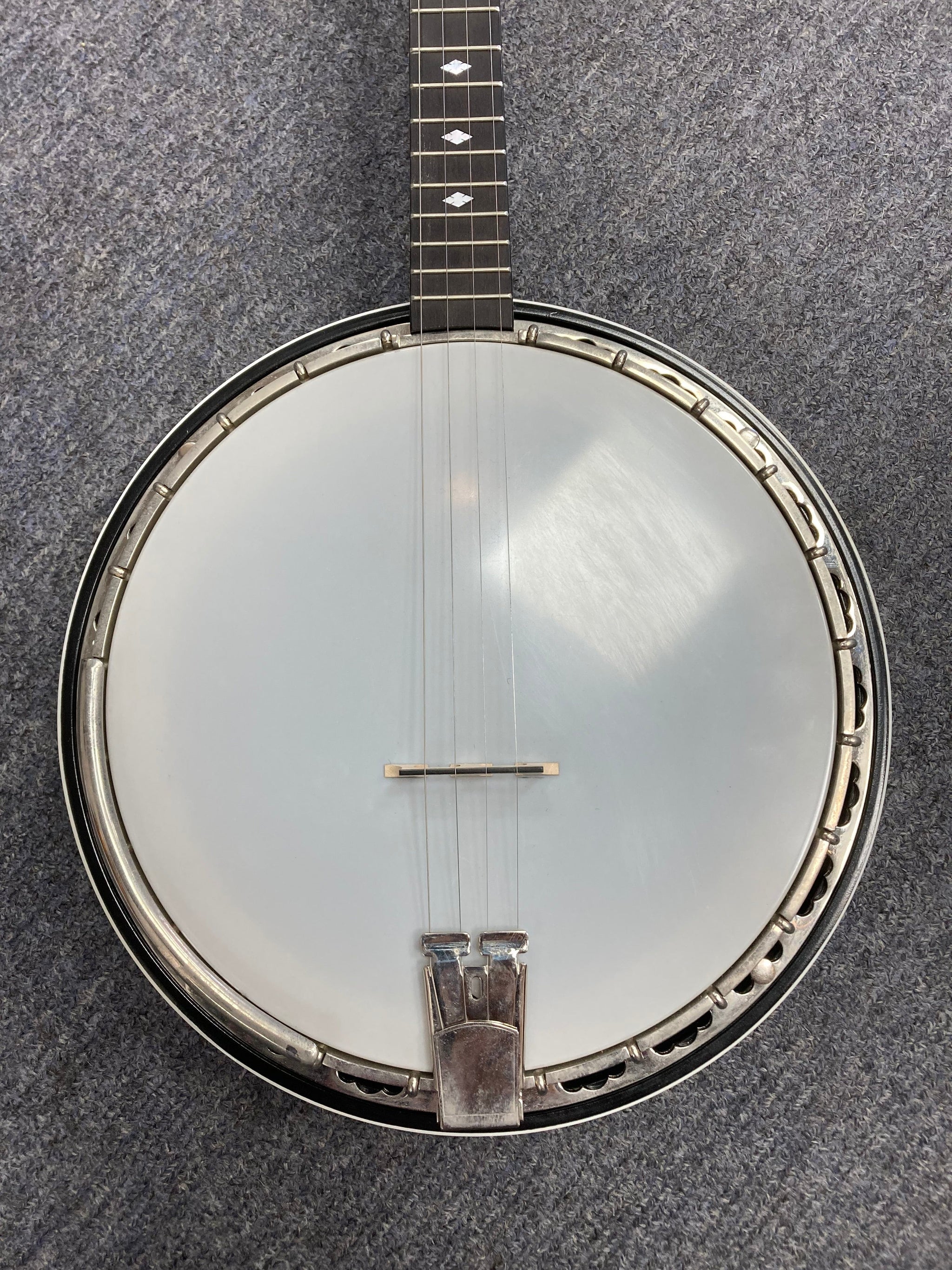 4th String Banjo Deering Deluxe 4-String Banjo with Case - Guitars on Main