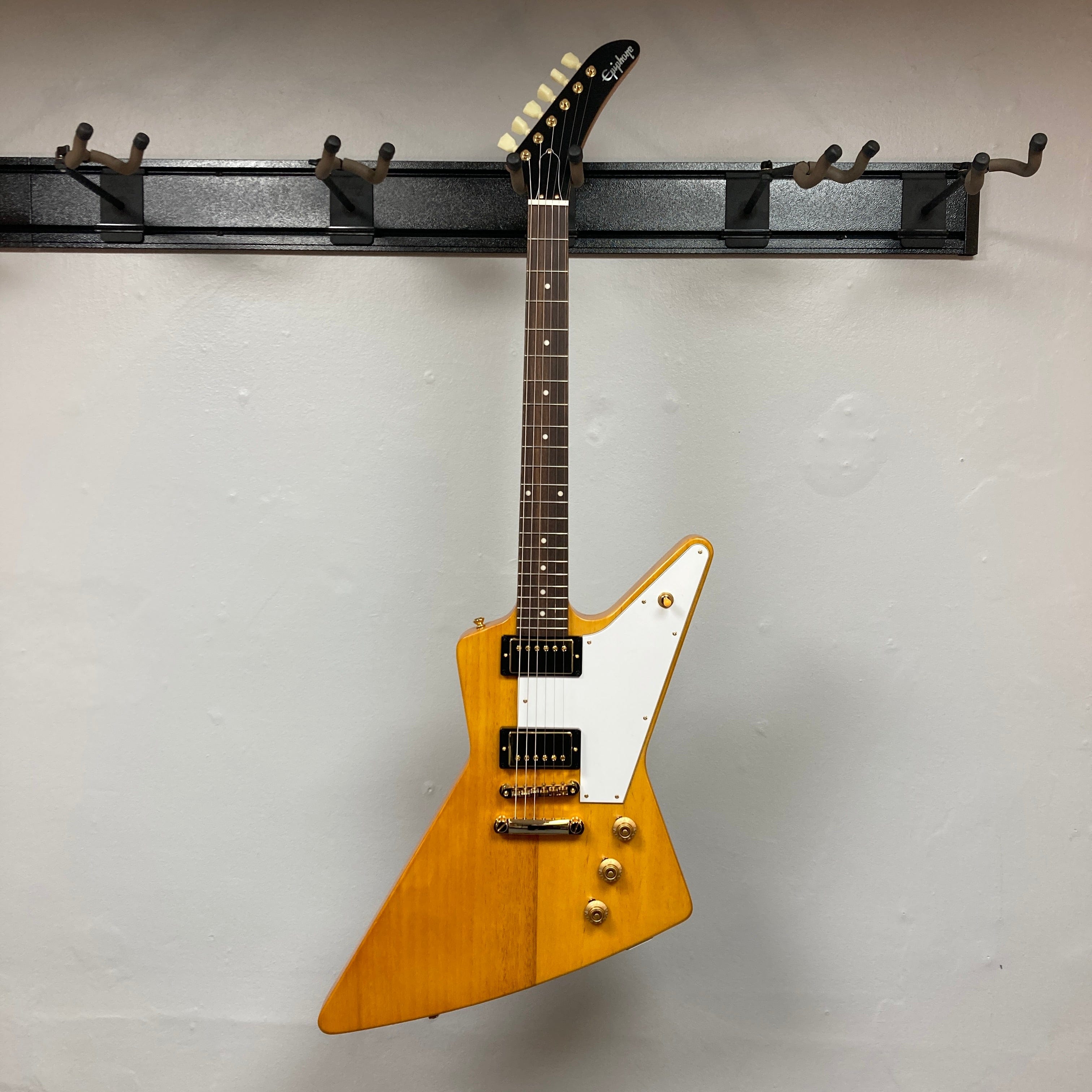 【中古】 Epiphone w/Case Explorer Korina 1958 ギター