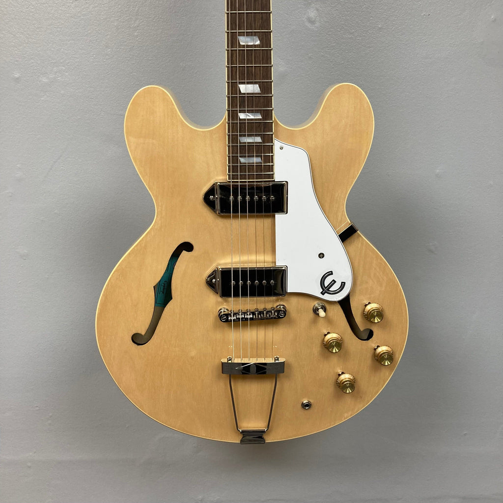 Epiphone casinoナチュラル Epiphone Casino Natural Archtop Guitar with Gigbag