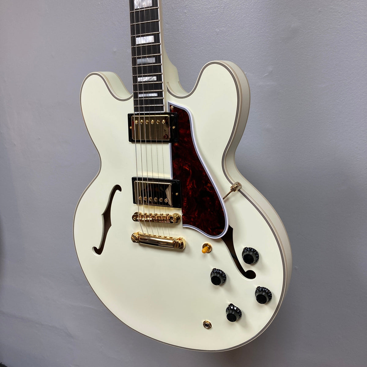 Epiphone  IGC 1959 ES-355  Classic White Electric Guitar w/case