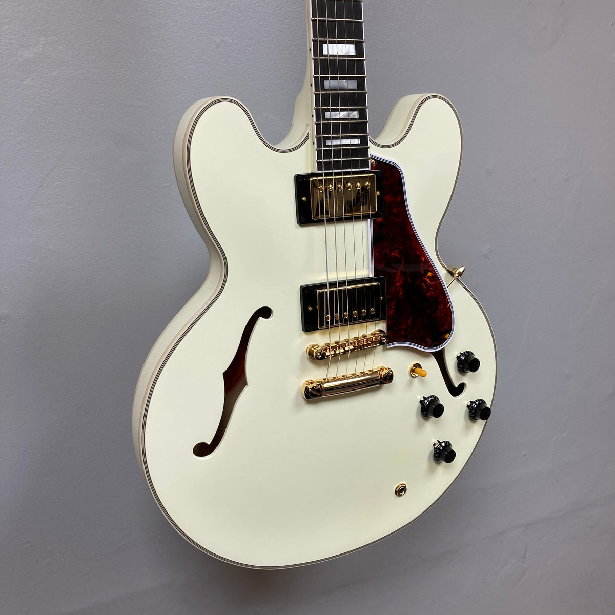 Epiphone  IGC 1959 ES-355  Classic White Electric Guitar w/case