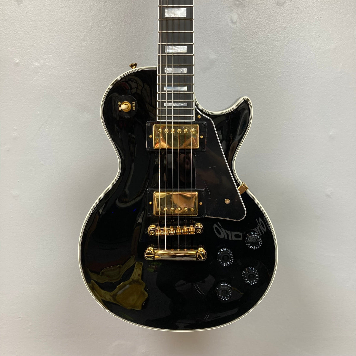 Epiphone Les Paul Custom Inspired by Gibson Ebony w/Case