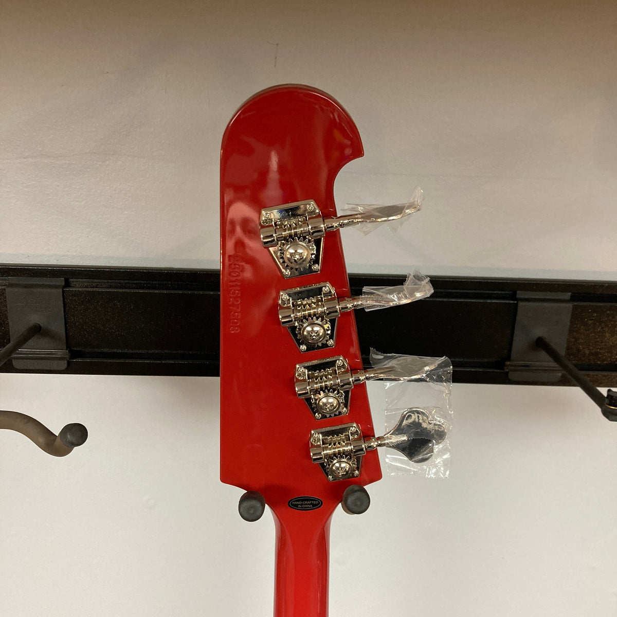 Epiphone Thunderbird &#39;64 Ember Red Incl. Premium Gig  Bag
