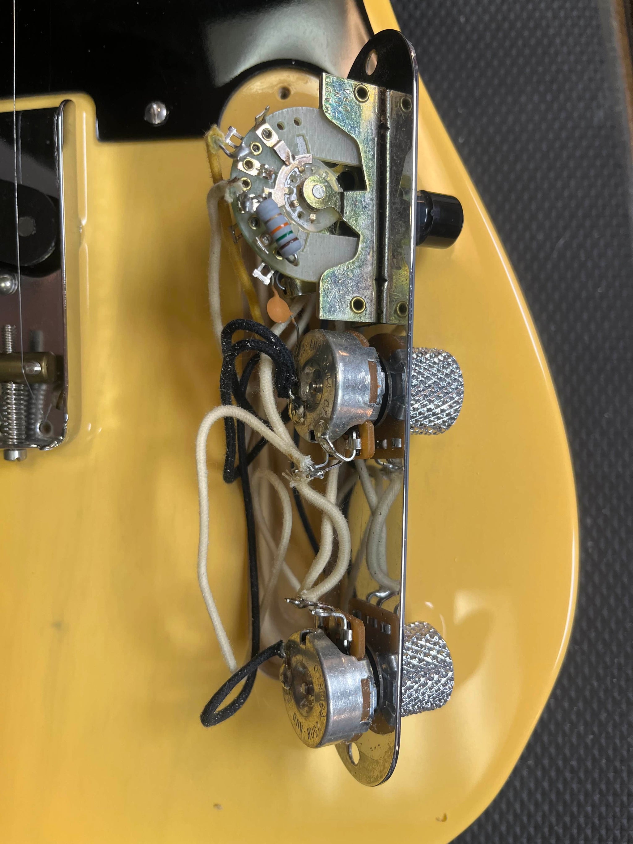 Fender Custom Shop '51 Nocaster NOS | Vintage Tele Tone