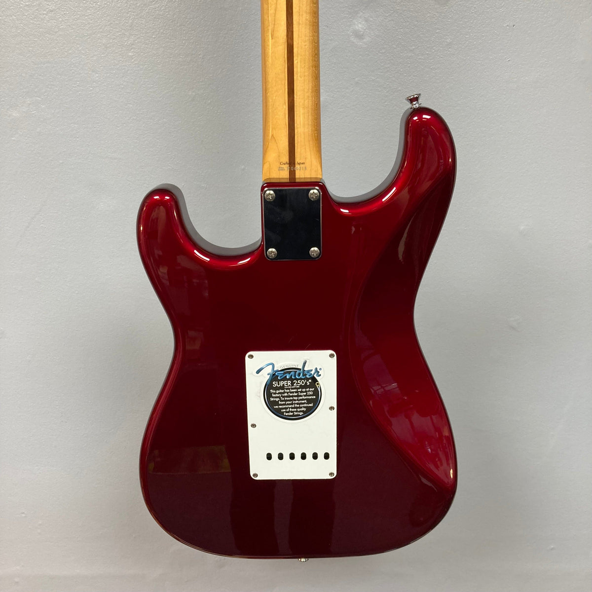 Fender Japan Stratocaster Candy Apple Red 2004 w/Case...