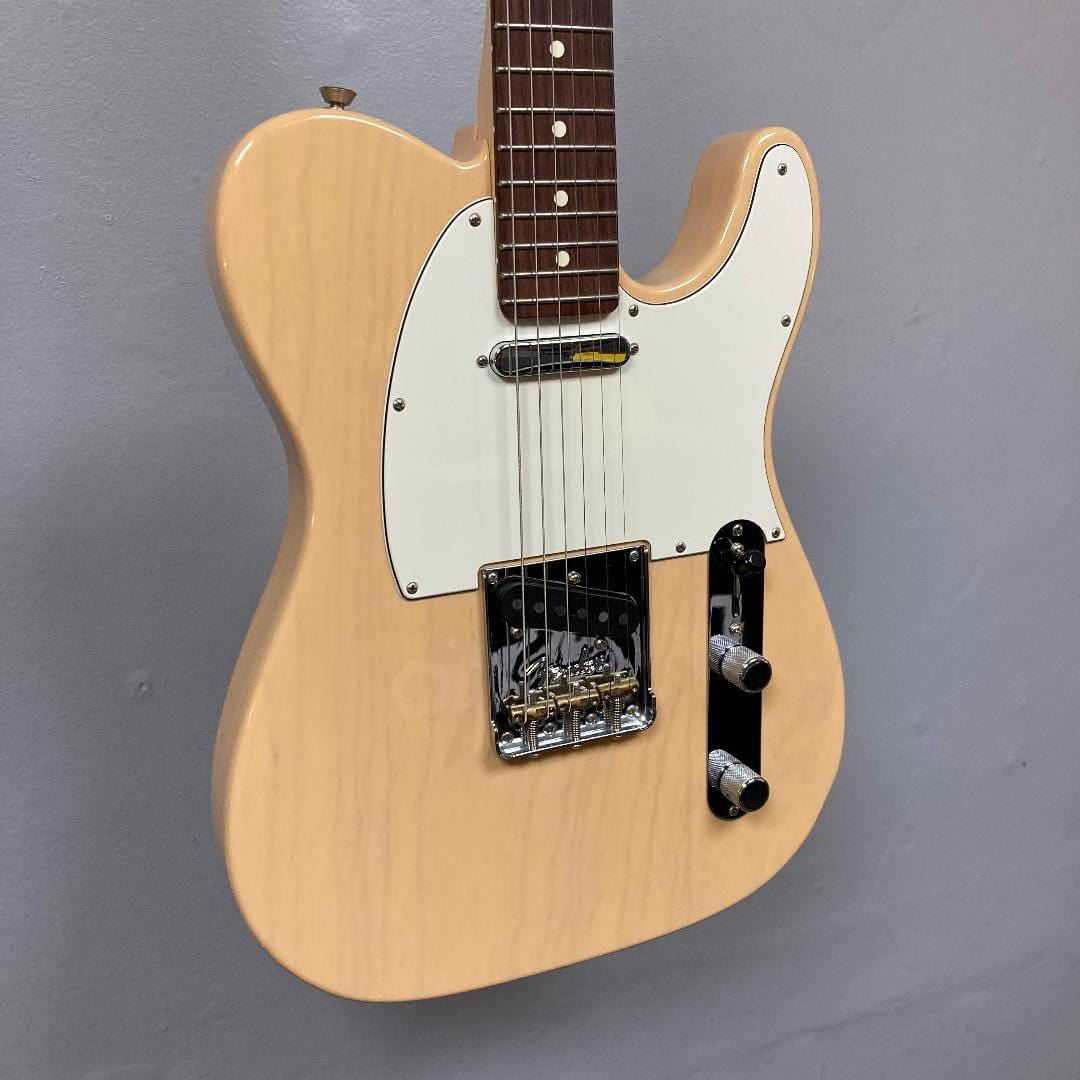 高評価のクリスマスプレゼント Arctic Telecaster Standard Fender White 2008 Guitar ギター
