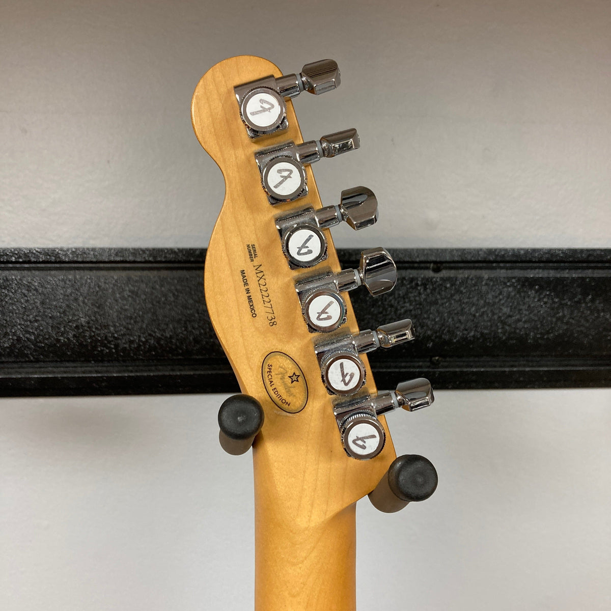 Fender Player Plus Nashville Telecaster Opal Spark Used
