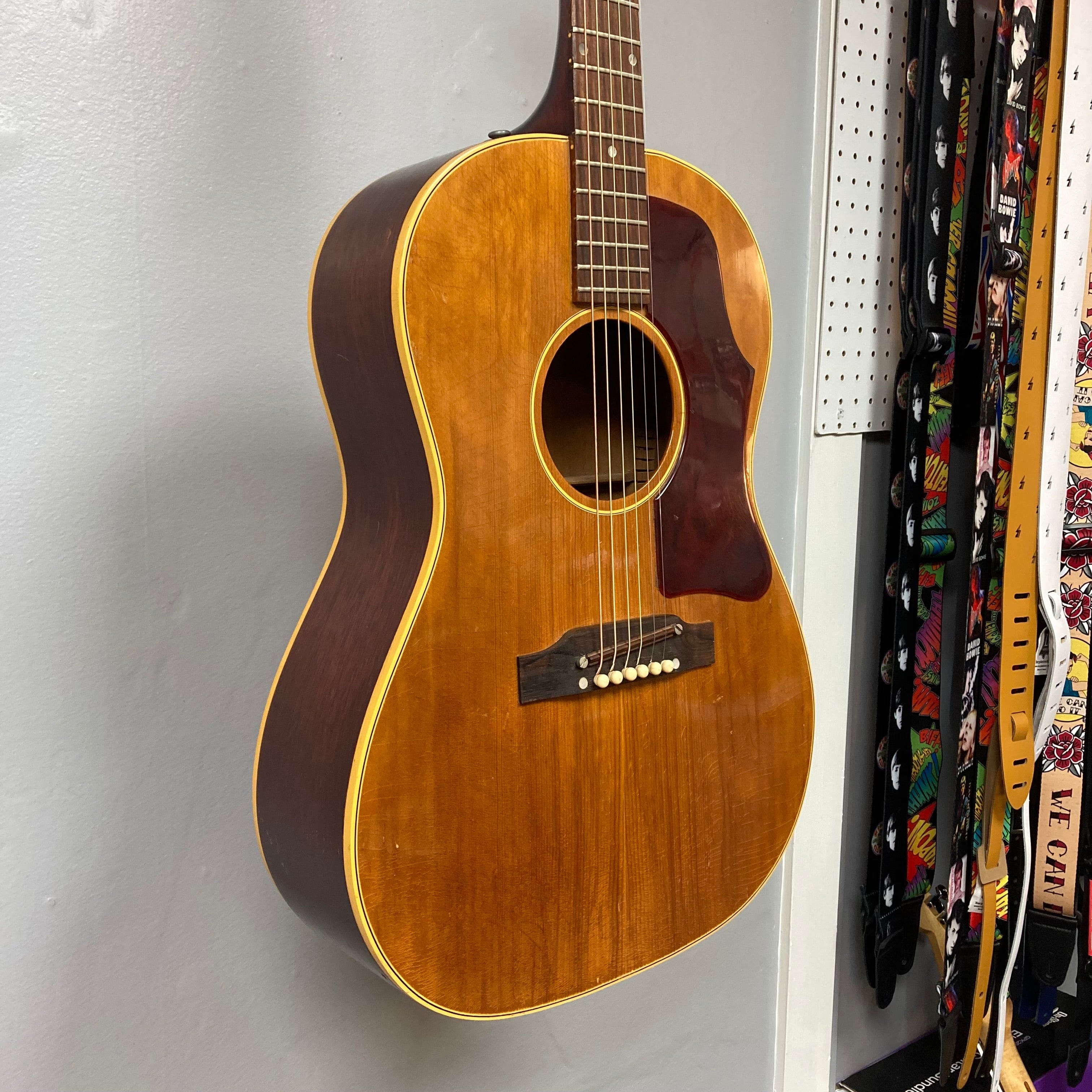 Gibson B-25 Acoustic Guitar – A Collector's Treasure Awaits