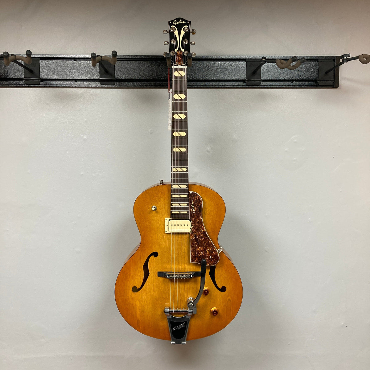 Godin 5th Avenue Jumbo P-Rail Harvest Gold